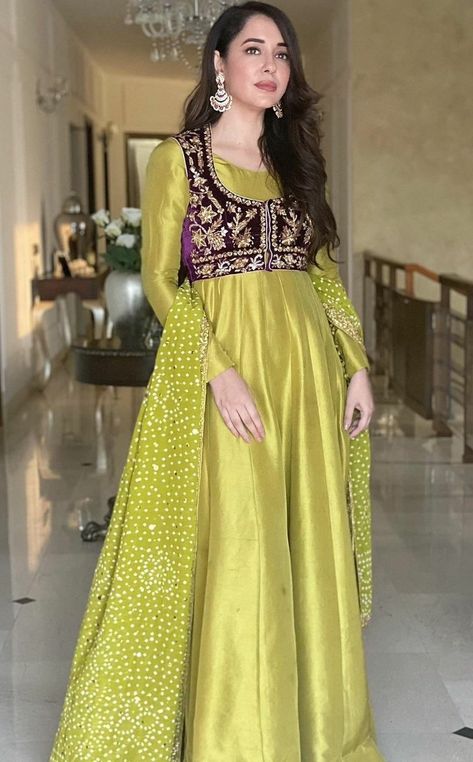 Embroided Suits, Ansab Jahangir, Eastern Dresses, Shadi Dresses, Desi Vibes, Lehenga Designs Simple, Lehenga Blouse Designs, Long Frock, Frock For Women