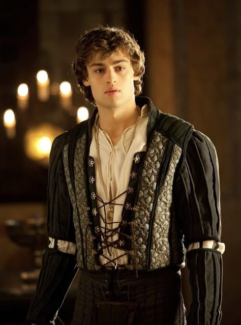 Handsome Prince Aesthetic, Medieval Wedding Outfit Men, Medieval Clothing Male Noble, Medieval Men Aesthetic, Medieval Men Face Claim, 18th Century Aesthetic Men, 1200s Aesthetic, Royal Face Claim Male, Medieval Face Claims Male