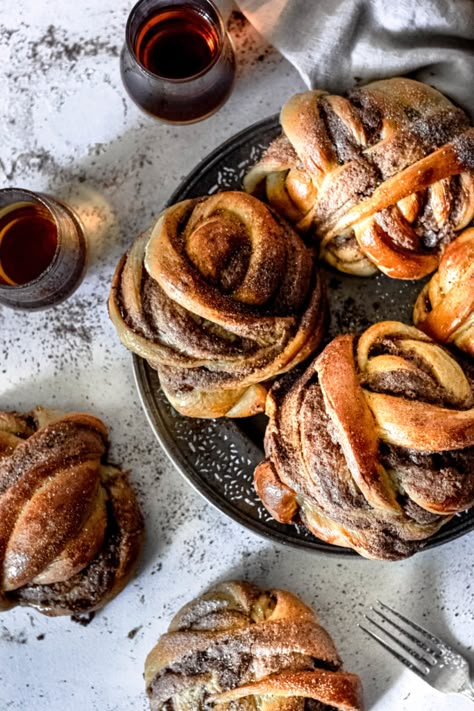 Cardamom Knots, Chocolate Cardamom, Recipes Squash, Cardamom Buns, Recipes Salmon, Chop Recipes, Scallop Recipes, Leftover Ham, Chocolate Recipe