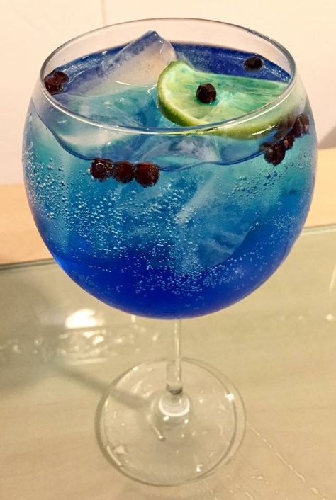 Blue Gin Blue Gin, Tanqueray Gin, Pretty Food, Gin, Wine Glass, Wine, Tableware, Glass, Blue