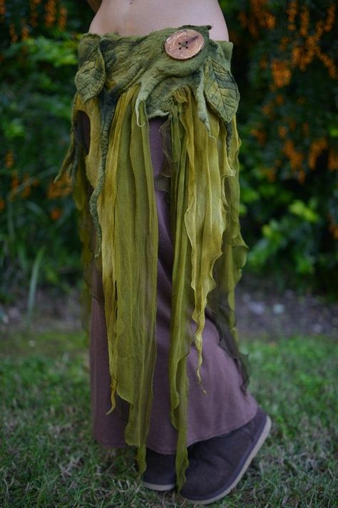 Forest Outfit Ideas, Forest Outfit, Faerie Costume, Woodland Nymph, Felt Tree, Ren Fest, Fairy Clothes, Woodland Fairy, Mode Boho