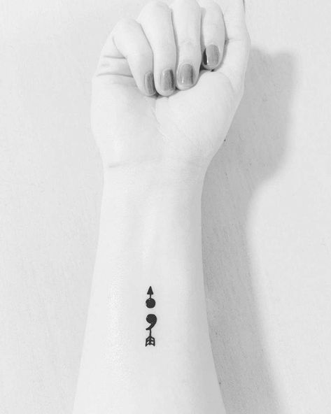 Small Semicolon Tattoo, Colon Tattoo Ideas, Pause Tattoo, Semi Colon Tattoo Ideas, Shoulder Tattoo Women, Wrist Tattoos Quotes, Unique Semicolon, Sound Wave Tattoo, Semicolon Tattoo Ideas