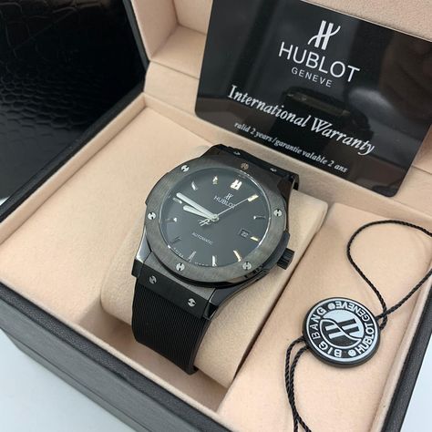 Expensive Gifts For Boyfriend, Expensive Gifts For Men, Hublot Classic, Expensive Gifts, Gifts For Boyfriend, Cool Instagram Pictures, Luxury Watches For Men, Luxury Life