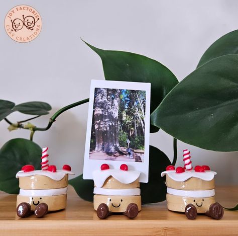 Jellycat inspired photo polaroid holders 🥰 Stay tuned for my shop launching soon! #polymerclay #SmallBusinessOwner #smallbusinessaustralia #SupportLocal #handmade #cute #kawaii #clayart #polymerclaybusiness #viral #Melbourne #handmadeart #artistsoninstagram #clayartist #crafter #cuteart #claysculpture #reelsinstagram #handmadecrafts #jellycat #deskfriend #kawaii #hedgehog #reelsinstagram #claycute #trending #jellycatinspired Clay Jellycat Photo Holders, Jelly Cat Photo Holder, Jelly Cat Clay Photo Holder, Jellycat Photo Holder, Air Clay Photo Holder, Polaroid Photo Holder, Jelly Cat Clay Ideas, Polaroid Holders Clay, Polymer Clay Picture Holder