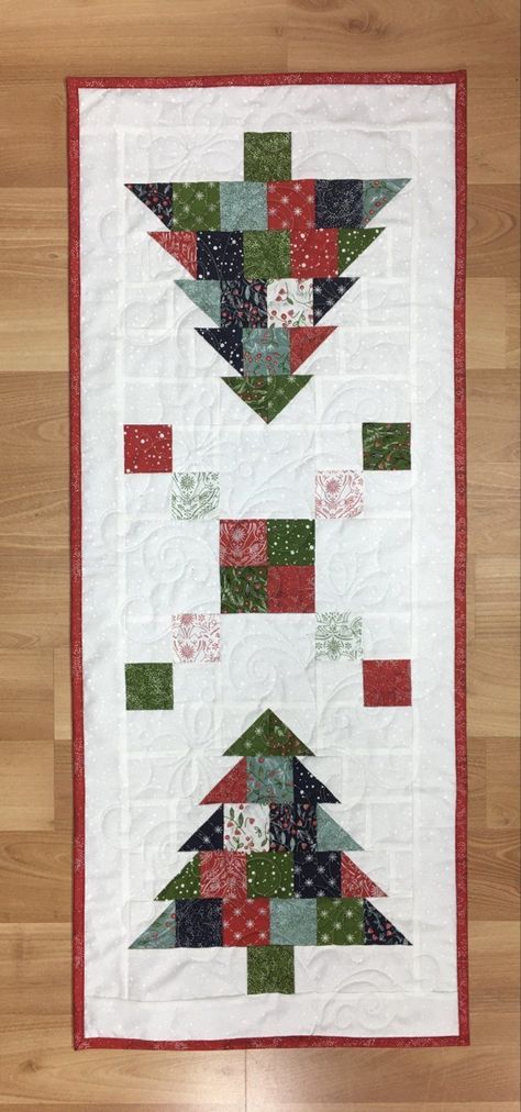 Christmas Table Runners Quilted Patterns Free, Quilted Bed Runner Patterns, Christmas Quilt Table Topper, Table Runner Pattern Christmas, Christmas Tree Table Runners, Quilted Winter Table Runners Patterns Free, Christmas Table Runners Quilted Patterns, 10 Minute Table Runner Pattern Free, Quilt Christmas Table Runner