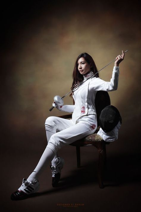 "Fencer" by Jun Hyuk Lee. Fencing Aesthetic, Fencing Sport, Horse Fencing, Sitting Poses, Human Poses Reference, Sport Photography, Human Poses, Pose Ref, Cool Poses