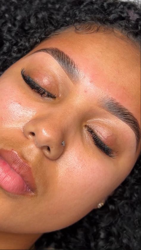 Eyebrow Wax Black Women, Eyebrow Shaping Aesthetic, Eye Brows Black Women, Thick Threaded Eyebrows, Eyebrows Waxed And Tinted, Big Brows Natural, Tinted And Laminated Eyebrows, Brow Lamination On Thick Eyebrows, Eyebrows Shaping Natural