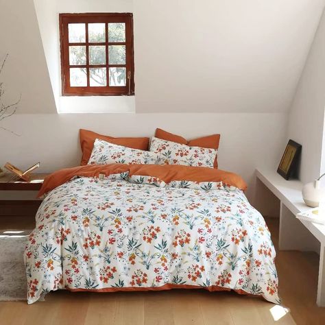 University Room Ideas, Plant Bedding, University Room, Floral Bedroom Decor, Orange Comforter, Botanical Bedding, Flower Comforter, Floral Comforter Sets, Botanical Home