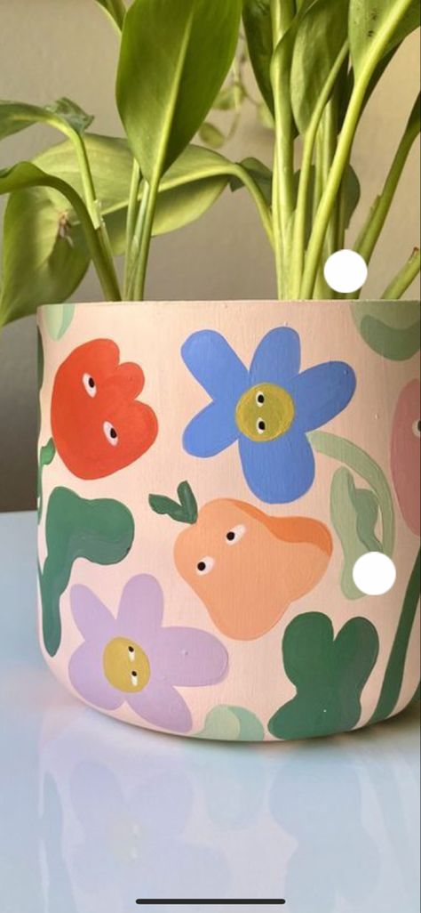 Terracotta Pots Paint, Plant Pot Inspiration, Simple Flower Pot Painting, Ceramic Flower Pot Painting Ideas, Colourful Plant Pots, Pottery Painting Designs Plant Pots, Ceramic Plant Pot Painting Ideas, Paint Pot Ideas, Pottery Painting Ideas Plant Pot