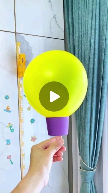 Crafts Using Paper Cups, How To Make Hot Air Balloon, How To Make A Hot Air Balloon, Crafts With Paper Cups, Hot Air Balloon With Balloons, Balloon Crafts Diy, Balloon Activities For Kids, Hot Air Balloon Activity, Balloon Crafts For Kids