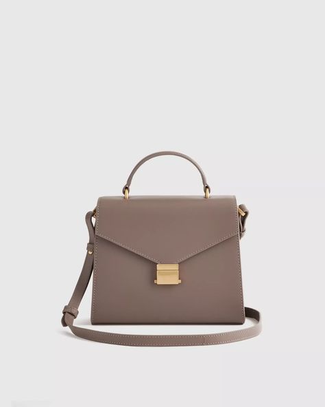 Luxurious Italian leather crossbody bag with gold-tone hardware. Perfect for everyday wear. #leatherbag #crossbodybag #handbag Crossbody Satchel, Bag Women Fashion, Quince, Leather Top, Leather Working, Italian Leather, Leather Purses, Cross Body Handbags, Leather Handbags