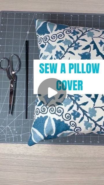 Easy Pillows, Diy Pillow Covers, Brother Sewing Machines, Pillow Form, Sewing Pillows, Diy Pillows, Laptop Covers, Pillow Forms, Easy Sewing Projects