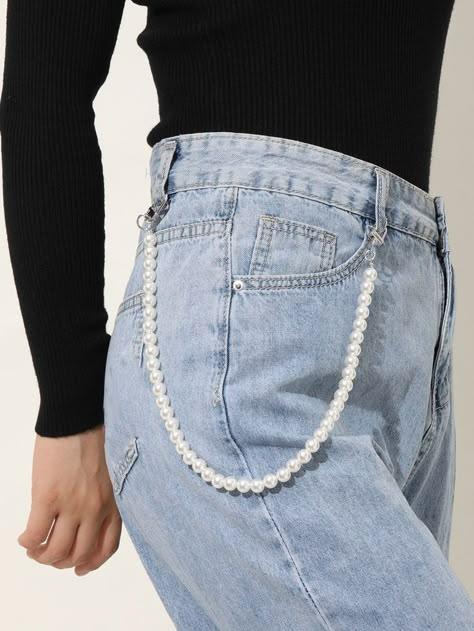 Jeans Accessories Jewelry, Diy Chain Jeans, Shoe Lacing Techniques, Jeans Chain, Beaded Flowers Patterns, Pant Chains, Fancy Jewellery Designs, Women Waist, Trending Necklaces