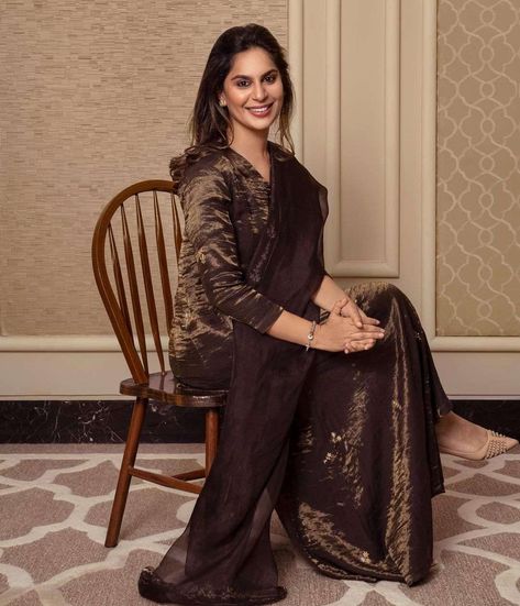 upasana konidela in a brown tissue silk salwar by yavi Tissue Salwar Suits, Tissue Silk Suit, Brown Salwar Suit, Upasana Konidela, Khanna Jewellers, Silk Salwar Suit, Samantha Photos, Latest Designer Sarees, Indian Jewellery Design