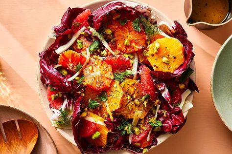 Citrus Salad Recipes, Citrus Fruit Salad, Citrus Salad Dressing, Brunch Salad, Arugula Recipes, Arugula Salad Recipes, Thanksgiving Brunch, Citrus Candle, Radicchio Salad