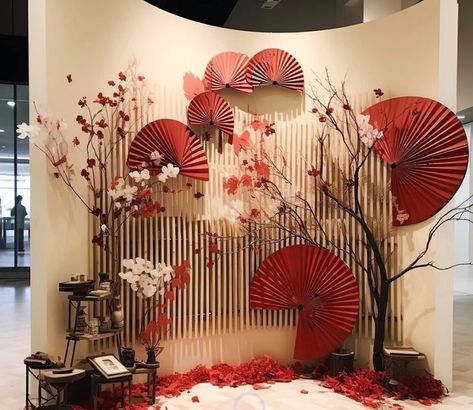 Chinese Theme Party Decorations Ideas, Japanese Wedding Decor, Chinese Decorations Party, Chinese Wedding Backdrop, Chinese Party Decorations, Decor Tet, Tet Decor, Sangjit Decoration, Japanese Theme Parties