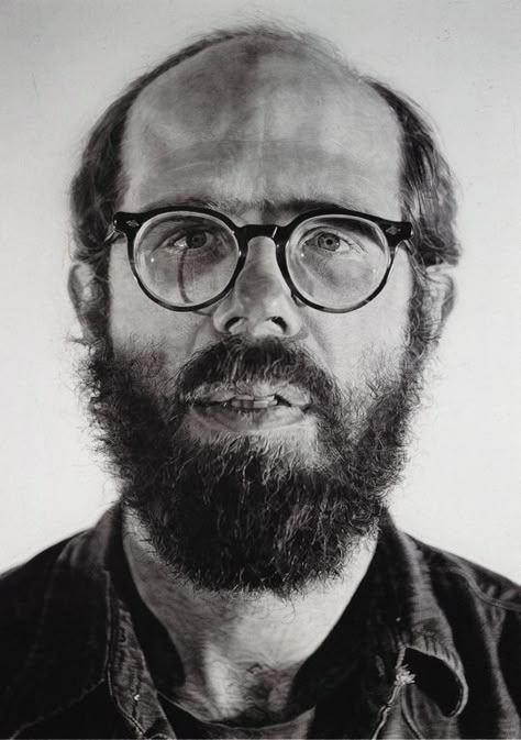 Chuck Close Portraits, Close Portrait, Chuck Close, Famous Painters, Paper On Canvas, Digital Museum, Self Portraits, Photorealism, Hyperrealism