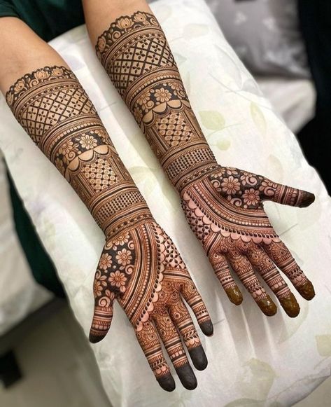 Bridal Mehandi Designs, Bridal Henna Design, Front Mehndi, Front Mehndi Design, Bridal Mehandi, Full Mehndi, Mehndi Designs Bridal, Mehndi Designs Bridal Hands, Mehndi Designs For Kids