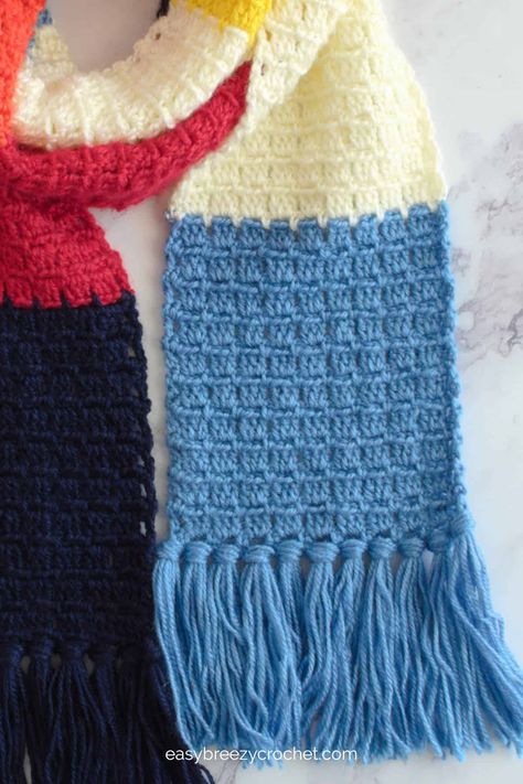 Color Block Crochet Scarf, Red Crochet Projects, Childrens Scarf Pattern, Fall Crochet Scarf, Amanda Crochets, Crochet Scarf Pattern Free Easy, Scarfie Yarn, Invisible Join, Easy Crochet Scarf