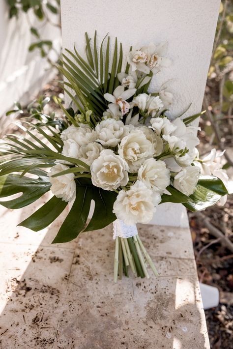 Destination Wedding Bouquet, Beach Wedding Flowers Bouquet, Beach Wedding Bouquet, Tropical Wedding Bouquets, Tropical Bouquet, Plan Wedding, Tropical Wedding Decor, Flower Board, Punta Cana Wedding