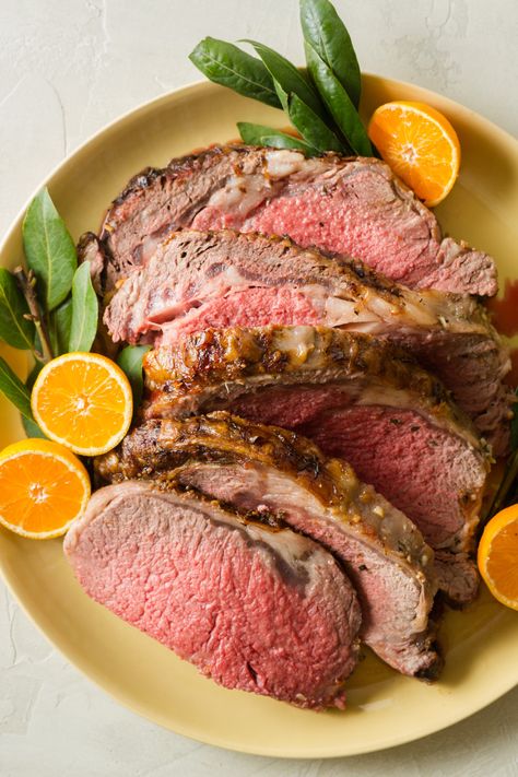 Prime Roast Au Jus / Spoon Fork Bacon Ina Garten Beef Tenderloin, Roast With Au Jus, Creamy Horseradish, Creamy Horseradish Sauce, Beef Tenderloin Recipes, Spoon Fork Bacon, Standing Rib Roast, Veal Recipes, Tenderloin Recipe