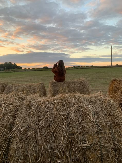 Sunset , summer , field , rolled hay , summer vibes , mood , poland