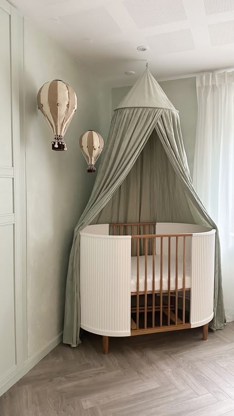 Tiny Nursery, Cozy Baby Room, Baby Room Neutral, Baby Boy Room Decor, Nursery Room Design, Baby Boy Room Nursery, Baby Room Inspiration, Kids Interior Room, Nursery Room Inspiration