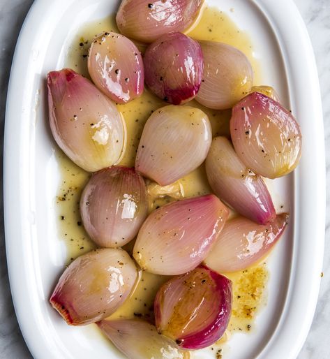 These Glazed Shallots Are Thanksgiving's Sleeper Hit Recipe | Bon Appetit Recipes With Shallots, Tartiflette Recipe, Thanksgiving Side Dishes Easy, Best Thanksgiving Recipes, Onion Recipes, Thanksgiving Sides, Holiday Meals, Easy Thanksgiving, Thanksgiving Side Dishes