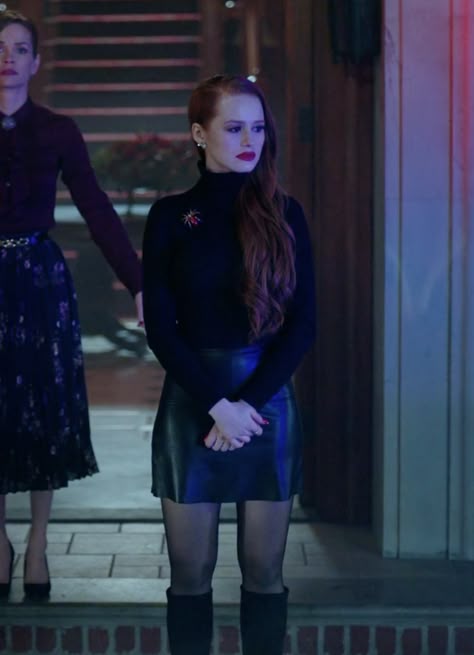 Cheryl Blossom - Riverdale "Anatomy of a Murder" Cheryl Outfits Riverdale, Cheryl Blossom Outfits Riverdale, Riverdale Outfits Cheryl, Cheryl Blossom Outfits, Riverdale Style, Riverdale Outfits, Cheryl Style, Riverdale Fashion, Riverdale Cheryl