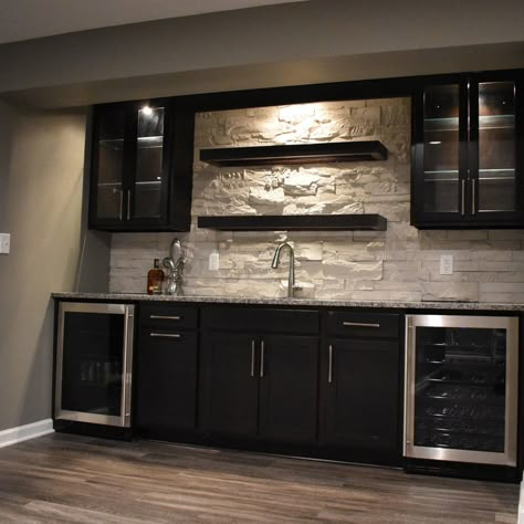 75 Wet Bar Ideas You'll Love - November, 2023 | Houzz Basement Dry Bar Ideas, Dry Bar Ideas, Wet Bar Basement, Rustic Basement Bar, Wet Bar Designs, Basement Wet Bar, Wet Bar Ideas, Bar Room Decor, Bar Nook