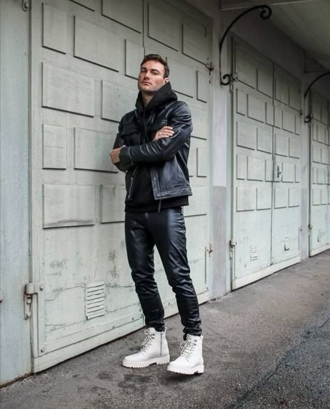 Cold Winter Outfits Men, Mens White Boots, Streetwear Fashion Winter, Winter Outfits Men Streetwear, Leather Pants Outfits, Men Streetwear Fashion, Leather Jeans Men, White Boots Outfit, Cold Winter Outfits