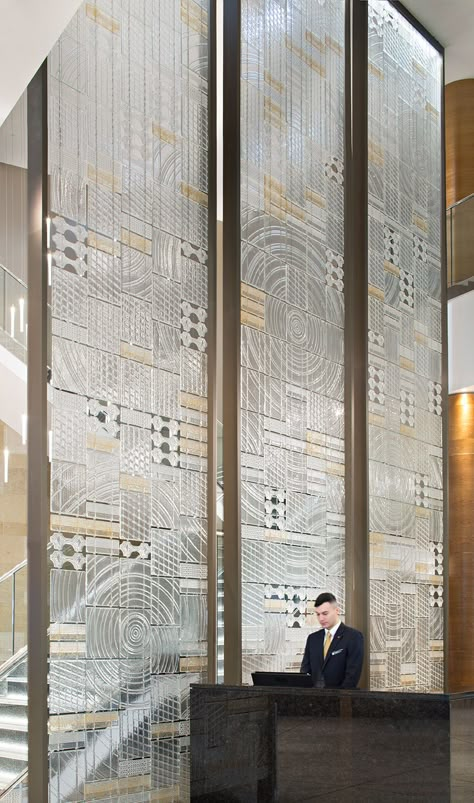 Screen Partition, Frank Lloyd Wright Design, Lobby Interior, Glass Partition, Hotel Interior Design, Lobby Design, Partition Design, Hotel Interiors, Hospitality Design