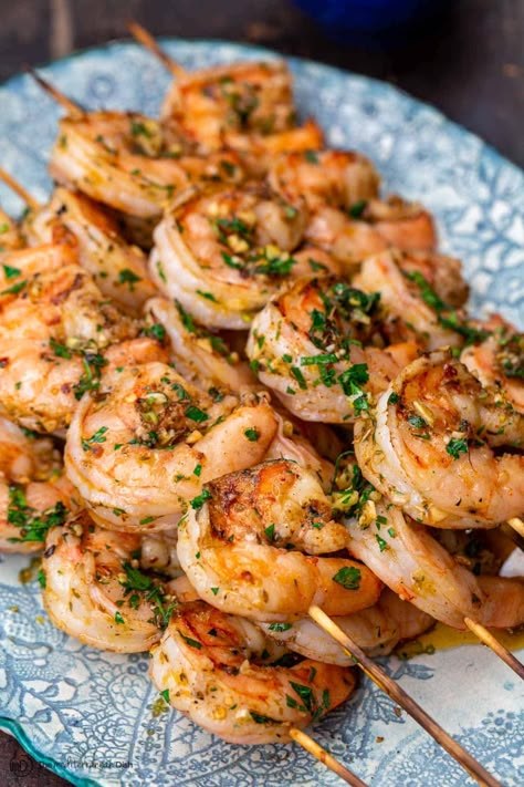 Grilled Shrimp Kabobs, Mediterranean-Style | The Mediterranean Dish Traditional Greek Food Recipes, Fish Gyros, Greek Shrimp Recipes, Shrimp Souvlaki, Greek Brunch, Mediterranean Mezze, Greek Seafood, Grilled Shrimp Kabobs, Mediterranean Seafood