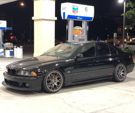 BMW 5 E39 E39 540i, Bmw E39 M5, Car Dump, E39 M5, Bmw Vintage, Bmw Black, Bmw Girl, Bmw Motors, Bmw 530i