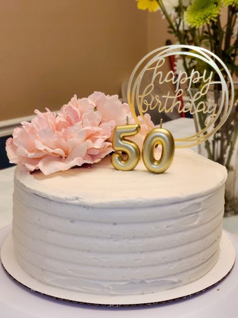 50yh Birthday Cake, Small 50th Birthday Cake, 50th Birthday Cake Simple, 50 Bday Cake Woman, Cake Ideas For 50th Birthday Woman, Mom 50th Birthday Cake, 50 Cake Birthday For Women, Simple 50th Birthday Decorations, 50th Birthday Cake For Women Simple