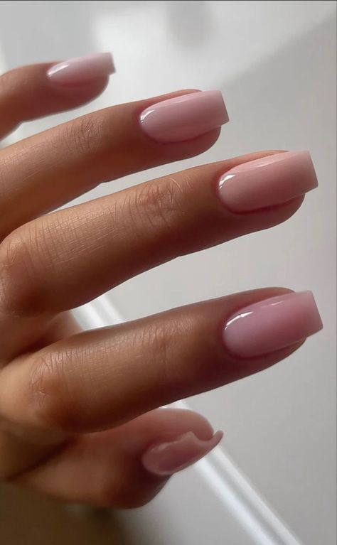 Simple Short Nails For School, Wedding Nails Classy Elegant, Acrylic Nails Natural Look Classy, Elegant Manicure Classy Natural Nails, Real Nails Aesthetic, Short Square Natural Nail Ideas, Short Nails August 2023, Kylie Jenner Square Nails, Simple Nail Ideas Neutral