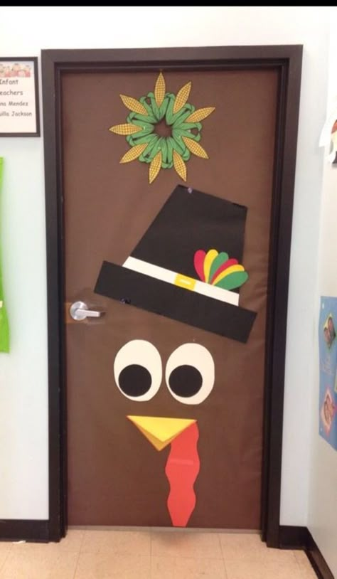 Fall Prek Door Decorations, Thanksgiving School Bulletin Boards, Thanksgiving Door Decorations Classroom Preschool, November Door Decorations, Thanksgiving Decorations Classroom, Fall Classroom Door Ideas, Thanksgiving Door Decorations Classroom, Thanksgiving Classroom Door, Fall Classroom Door