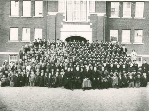 Residential Schools Canada, Native American Boarding Schools, Eric Taylor, Truth And Reconciliation, Indian Residential Schools, Residential School, Native American Children, School Images, Residential Schools