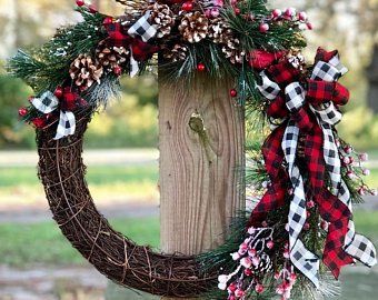 Dottie Dot's Bubbly Creations by dottiedot05 on Etsy Grapevine Wreath Christmas, Christmas Grapevine Wreath, Welcome Christmas, Wooden Welcome Signs, Wreath Christmas, 4th Of July Wreath, Grapevine Wreath, Grape Vines, Diy Ideas