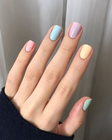 Pastel Nails Designs, Simple Gel Nails, Cute Gel Nails, Soft Nails, Rainbow Nails, Short Nail Designs, Pastel Nails, Chic Nails, Green Nails