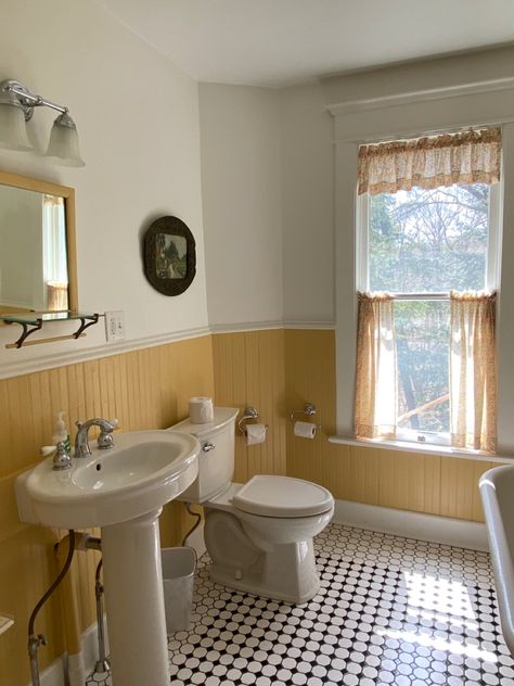 Yellow bw tile Yellow And Sage Bathroom, Yellow Victorian Bathroom, Bathroom Decor Ideas Yellow, Yellow Cottage Bathroom, Yellow Beadboard Bathroom, Yellow Toilet Room, Yellow Half Bath, Yellow Bathroom Aesthetic, Yellow Farmhouse Bathroom