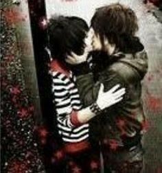 Princesa Emo, Cute Emo Couples, Emo Couples, Emo Love, Scene Core, Emo Aesthetic, 2000s Emo, Emo Art, Me N Who