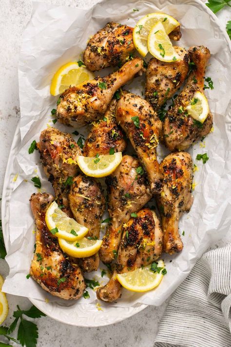 What To Eat With Chicken Drumsticks, Baking Chicken Drumsticks In Oven, Greek Drumsticks Recipe, Stove Top Chicken Drumsticks, Oven Roasted Drumsticks, Baked Chicken Drum Sticks Recipes Oven, Greek Chicken Legs Recipes, Drum Stick Recipes Ovens, Dutch Oven Drumsticks