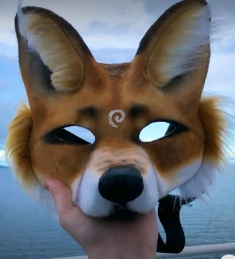 Therian Mask Fox Ideas, Cross Fox Therian Mask, Wolf Mask Therian, Red Fox Therian Mask, Fox Therian Mask Ideas, Fox Mask Ideas, Therian Fox Mask, Felt Animal Masks Diy, Fox Mask Template