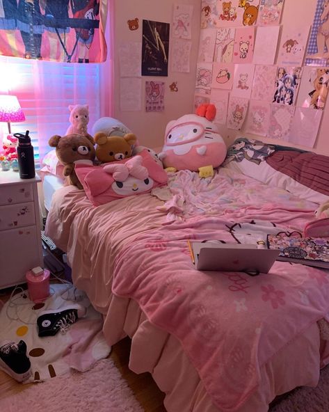 (〃´𓎟`〃) on Instagram: “dah room is a mess… - - - - - - - - - #gorecore #kawaii #kawaiiaesthetic #animeguro #gurokawaii #sanrio #sanriocore #mcdonaldscore…” Small Kawaii Room, Sanrio Room, Kawaii Room Ideas, Hello Kitty Bedroom, Kawaii Bedroom, Otaku Room, Charmmy Kitty, Pink Room Decor, Cute Bedroom Decor