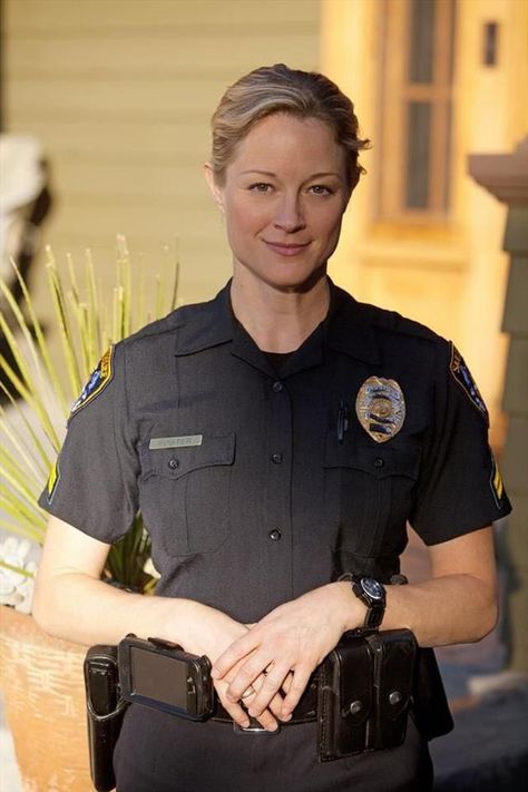 Stef And Lena, Police Officer Uniform, Officer Uniform, Teri Polo, The Adams, Good Trouble, Grey Anatomy Quotes, Jake T, Foster Family