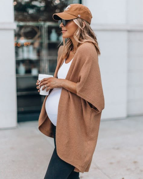 20 Maternity Outfits at All price Points - Cella Jane