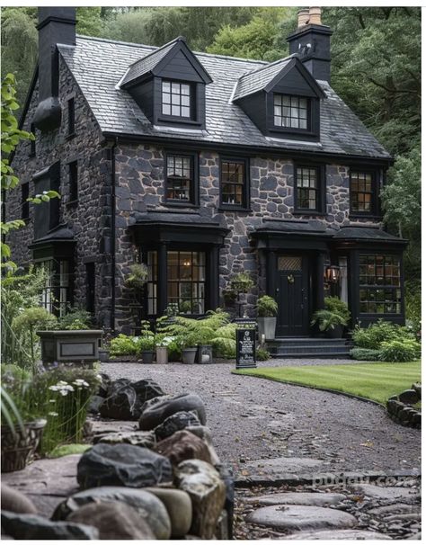 Black Brick House, Black Houses, Black Brick, Dark Home, Gothic House, Stone Houses, Design Your Dream House, Dream House Exterior, Stone House