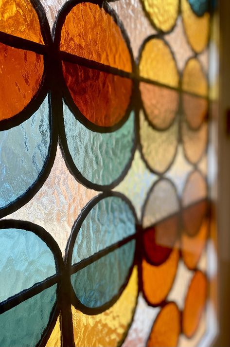 Modern Stained Glass Panels, Victorian Front Door, Pink Victorian, Modern Stained Glass, Stained Glass Door, Stained Glass Pattern, Texture Photography, Stained Glass Suncatchers, Stained Glass Panel