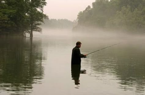 Big Fish Movie Stills, Big Fish Musical, Big Fish Movie, Reel Big Fish, Albert Finney, Fred Ward, Directed By Tim Burton, Scene Kandi, Resurrection Fern